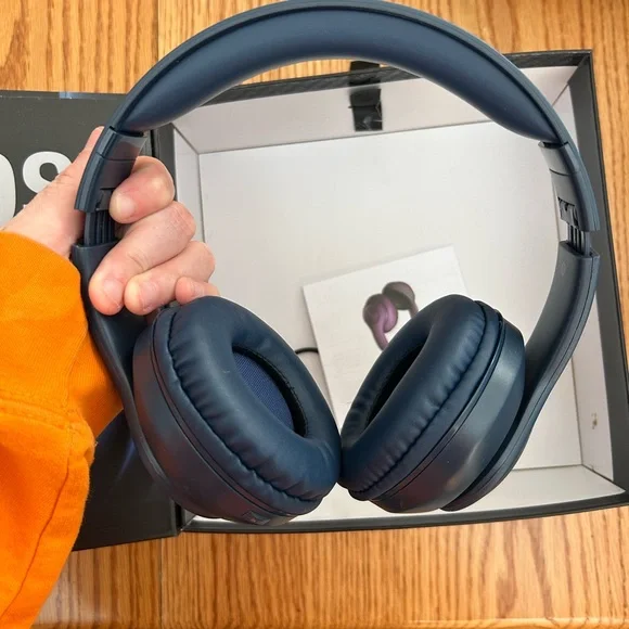 Brookstone SmartTouch Wireless Headphones - Blue - Picture 3 of 7